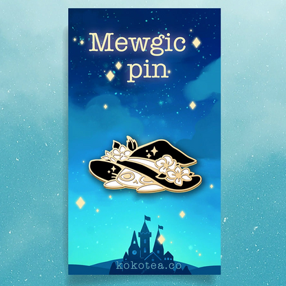 Mewgic! Witchy cat in a hat enamel pin (Gold)